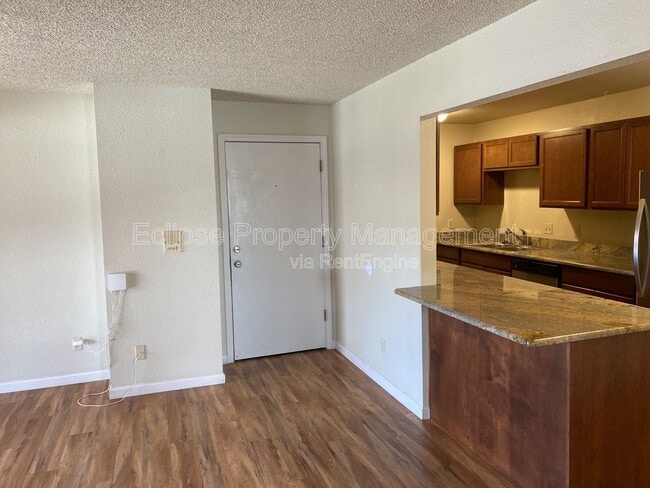 Photo - 522 Bell Ct Unit A7