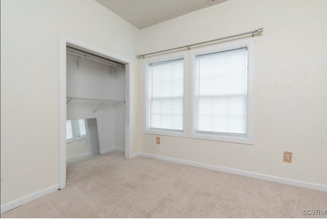 Building Photo - 2203 Edwards Ave Rental