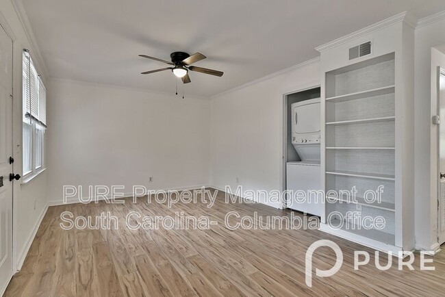 Photo - 215 Windsor Point Rd