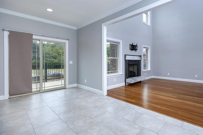 Photo - 514 Sapphire Dr