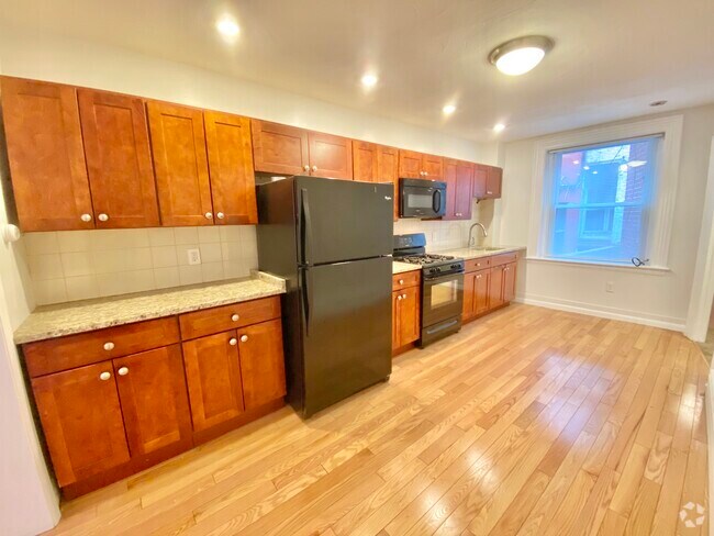 Building Photo - 1 Garden Ct Unit 1 Rental
