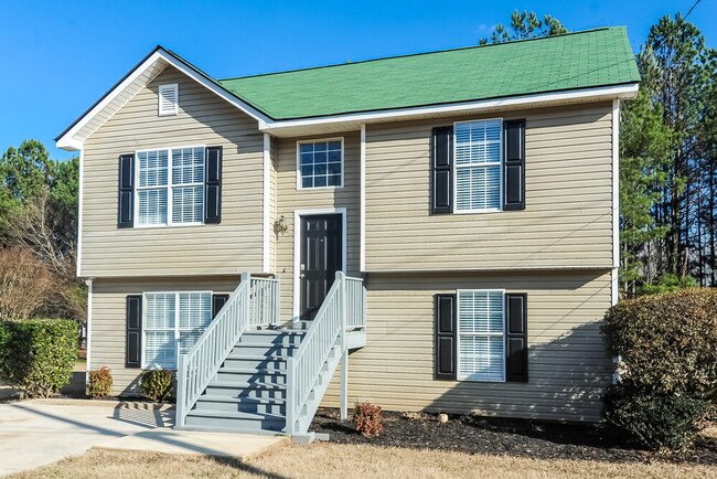 Building Photo - 4250 Viewpoint Ln