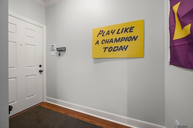 Photo - 710 E Boyd Dr Unit 302