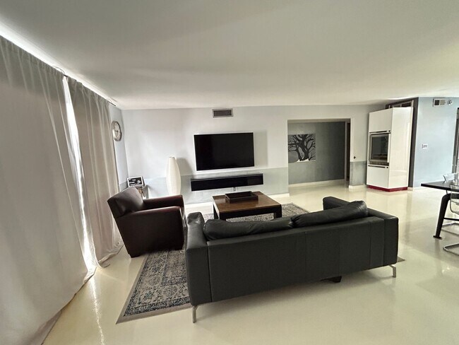 Photo - Stunning updated 2 Bedroom, 2 Bathroom, 2 ...