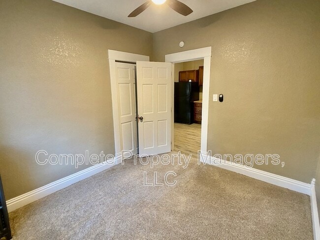 Photo - 221 E Main St