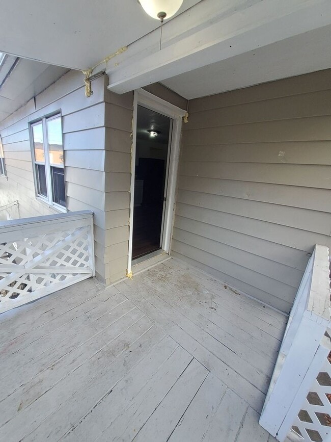 Photo - 277 E Spring St Unit 277-B E Spring St