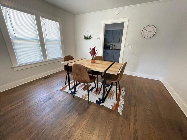 Photo - 1131 NW 47th St