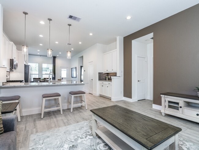 Building Photo - 13210 Wood Leaf Pk