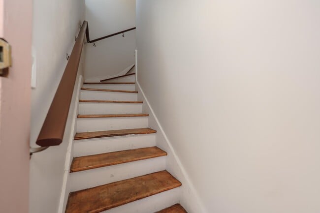 Photo - 227 Pleasant St Unidad 1
