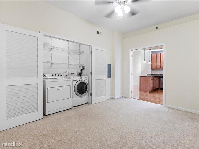 Photo - 2 br, 2 bath Condo - 828 W Grace St