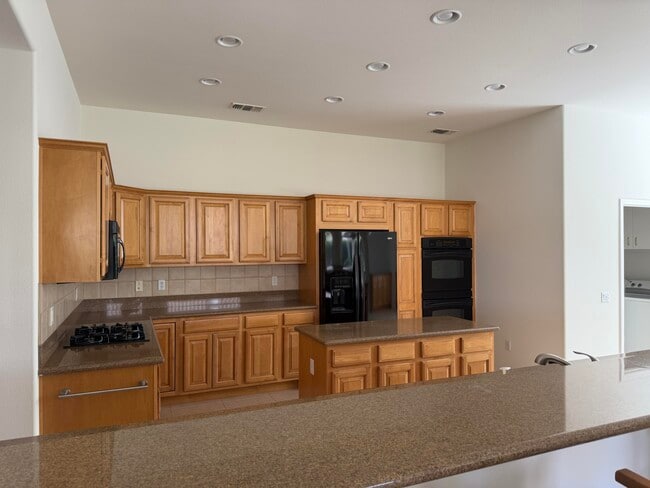 Photo - 78631 Yellen Dr