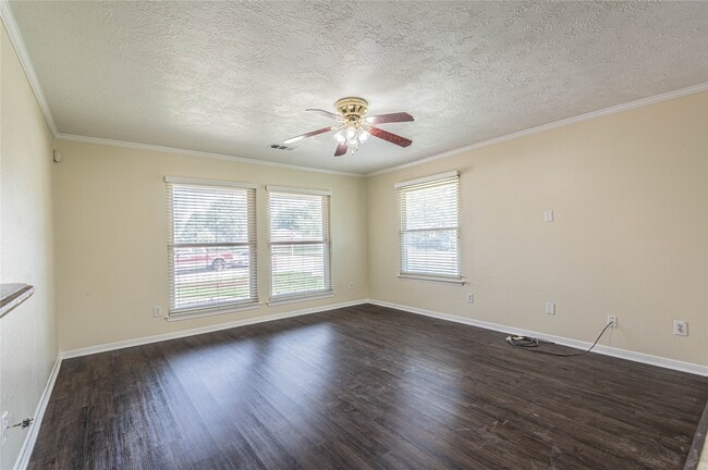 Photo - 6630 Bluebottle Ln