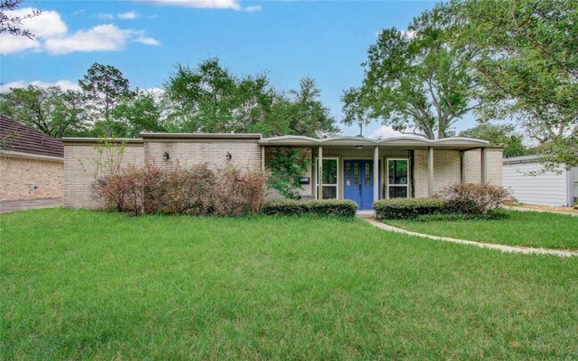 Building Photo - 5507 Braesvalley Dr