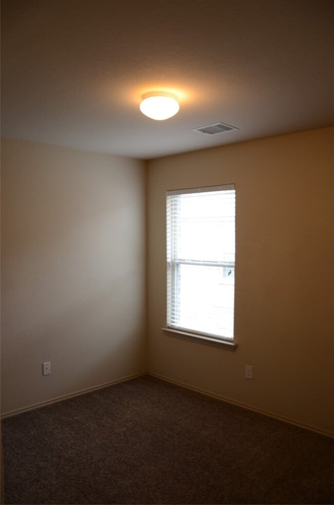 Photo - 3719 Indigo Forest St