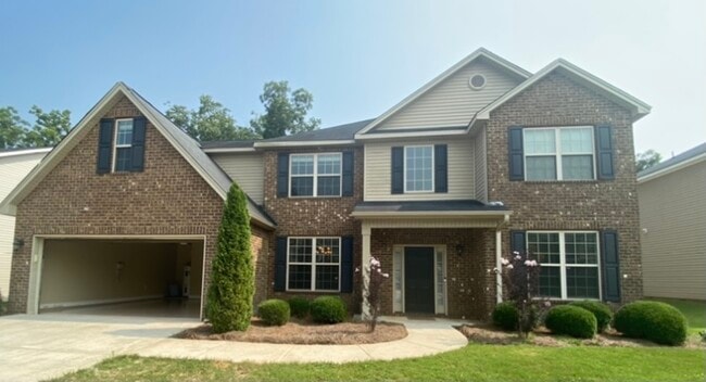 Photo - 319 Haywood Dr