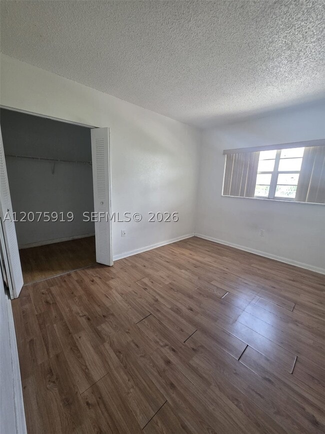 Photo - 5100 SW 41st St Unit 320