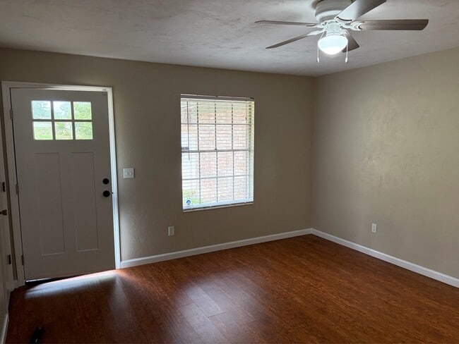 Photo - 4201 Woodhill Ct