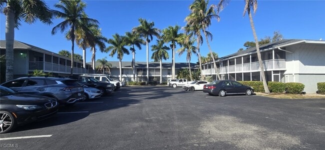 Photo - 1849 Maravilla Ave Unit D6