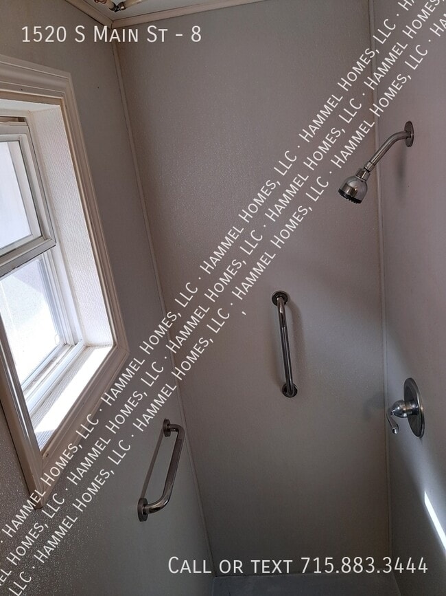 Photo - 1520 S Main St Unit 8