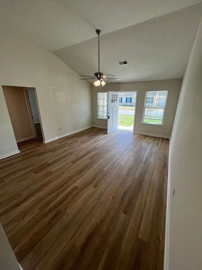 Photo - Move-in Ready! Charming 3 Bedroom 2 Bathro...