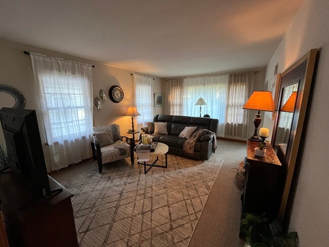 Photo - 220 E Wilbur Ave Apartamentos Unidad Lower