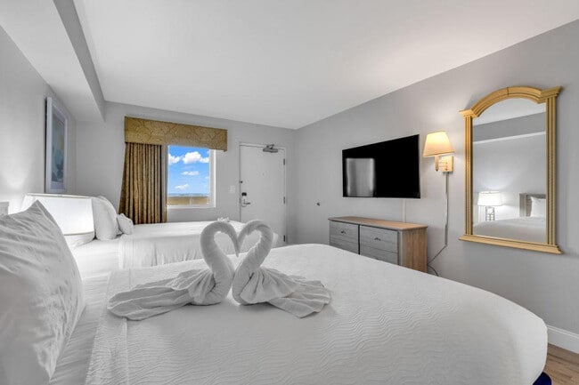 Photo - 2000 N Ocean Blvd Unidad ID1268070P