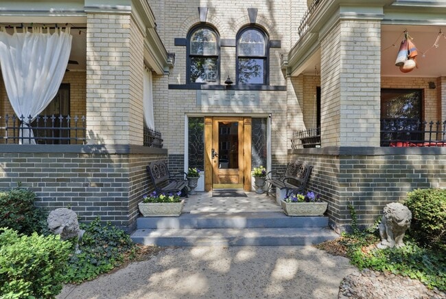 Photo - 1 bed 1 bath Condo in Downtown Denver Capital Hill! Unit 4