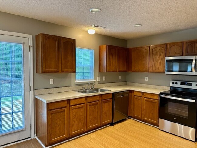 Photo - 5091 Ballantine Dr