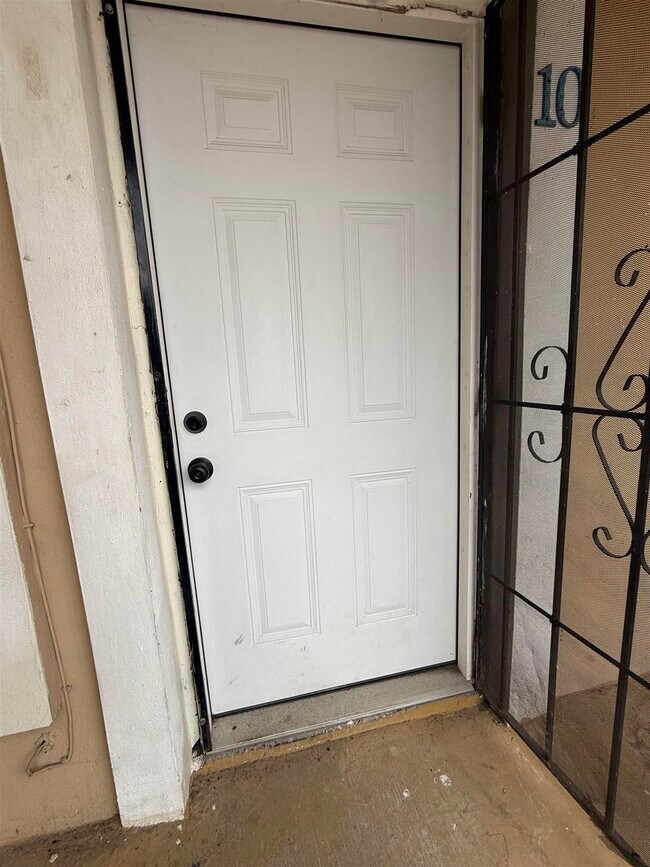 Photo - 3315 San Agustin Ave Unit 10