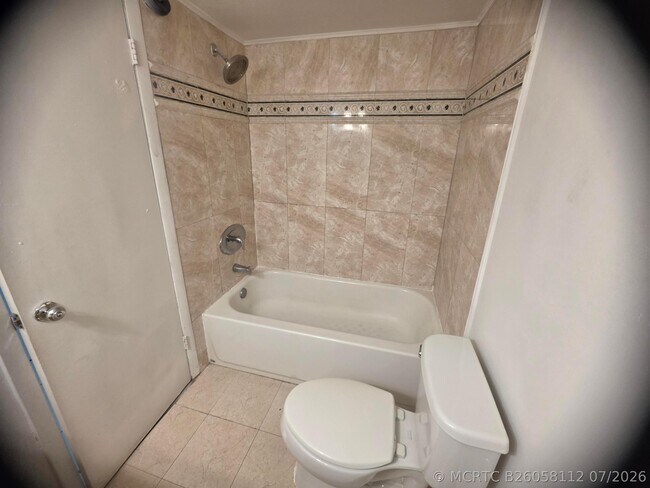 Photo - 661 N University Dr Unit 1-104