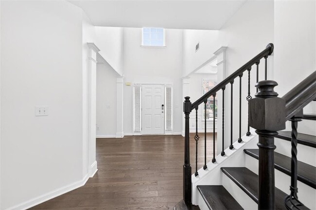 Photo - 5008 Bethpage Dr NE