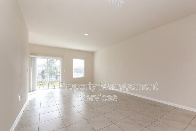 Photo - 12781 Veterans Ct