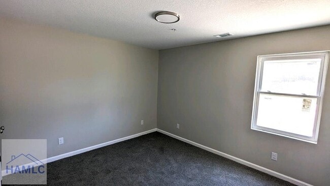 Photo - 1474 Kelly Dr