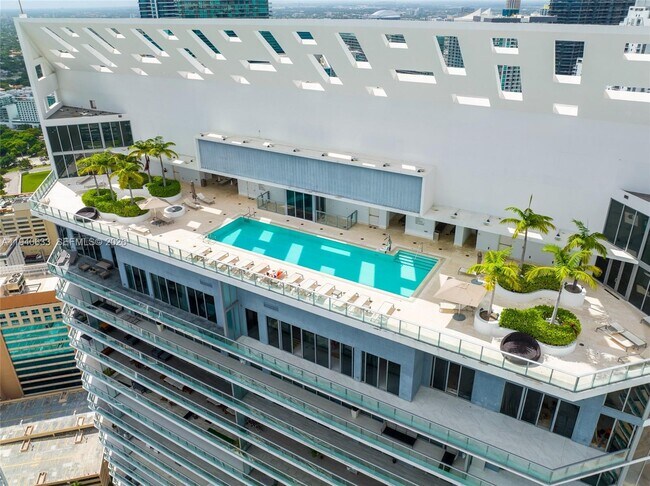 Photo - 1300 Brickell Bay Dr Unit 2509