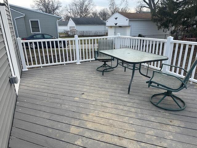 Photo - 3810 E 365th St