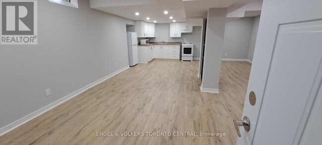 Photo - 14 Hillman Dr