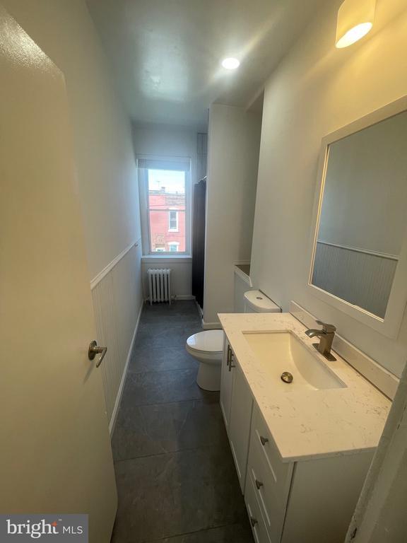 Photo - 2501 E Somerset St