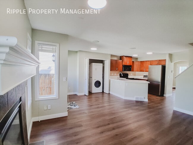 Photo - AMAZING 3 BEDS, 2.5 BATHS SINGLE-FAMILY HOME (UPPER) | DEDICATED DEN & TILE GAS FIREPLACE