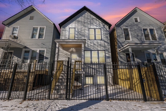 Building Photo - 5552 S Shields Ave