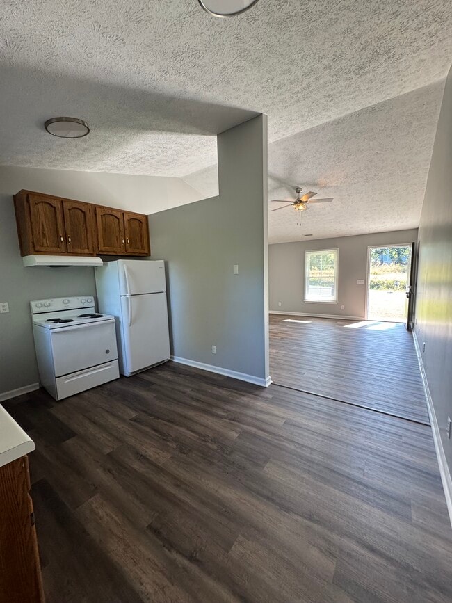 Photo - 110 Mirandy Rd