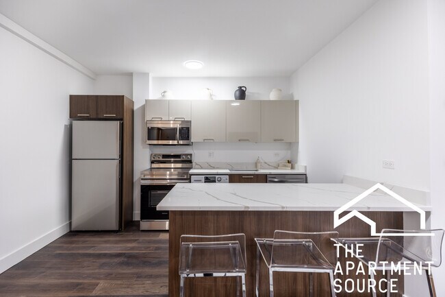 Photo - 1553 W Hollywood Ave Apartments Unit 303