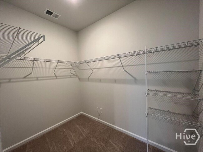 Photo - 143 Holloway Hl