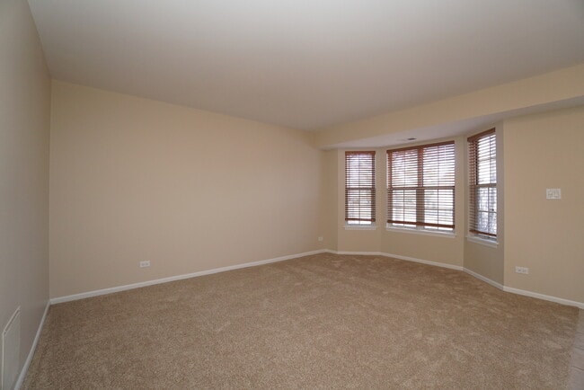 Photo - 86 Bradford Ln