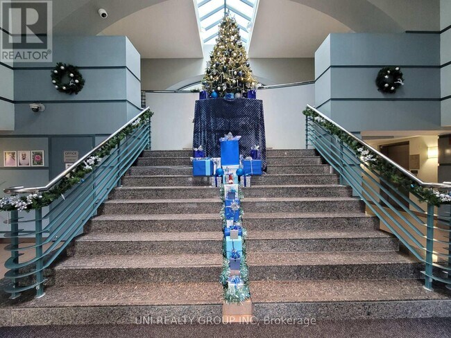 Photo - 45 Holland Ave Unit 910