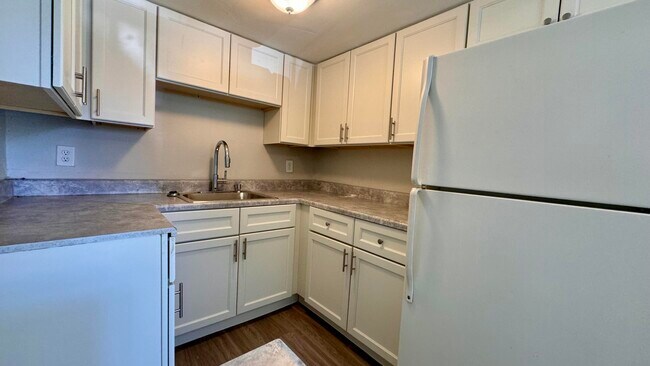 Photo - 141 NE 6th Ave