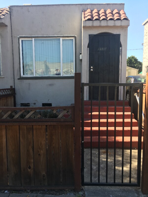 7733 Holly St Unidad 7733 Holly Street