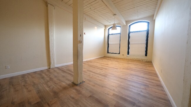 Photo - 91 Hartford Ave Unit 208