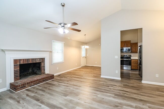 Photo - 6262 Morehead Rd