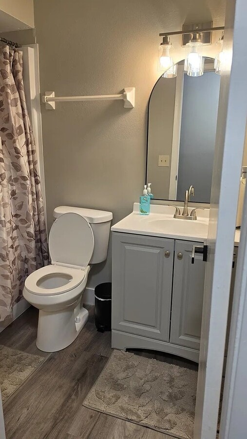 Photo - 1105 W 18th St Unit 1