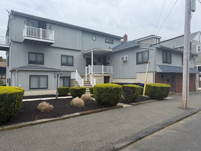 Photo - 41 Broadsound Ave Unit 3